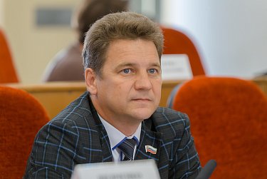 Более полусотни проектов принято  